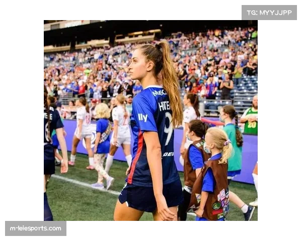 戴维斯前女友控诉其多次暴力威胁 揭露诉状细节