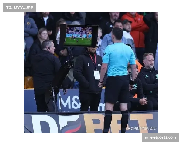 VAR复核取消疑似点球，利物浦主场争议判罚